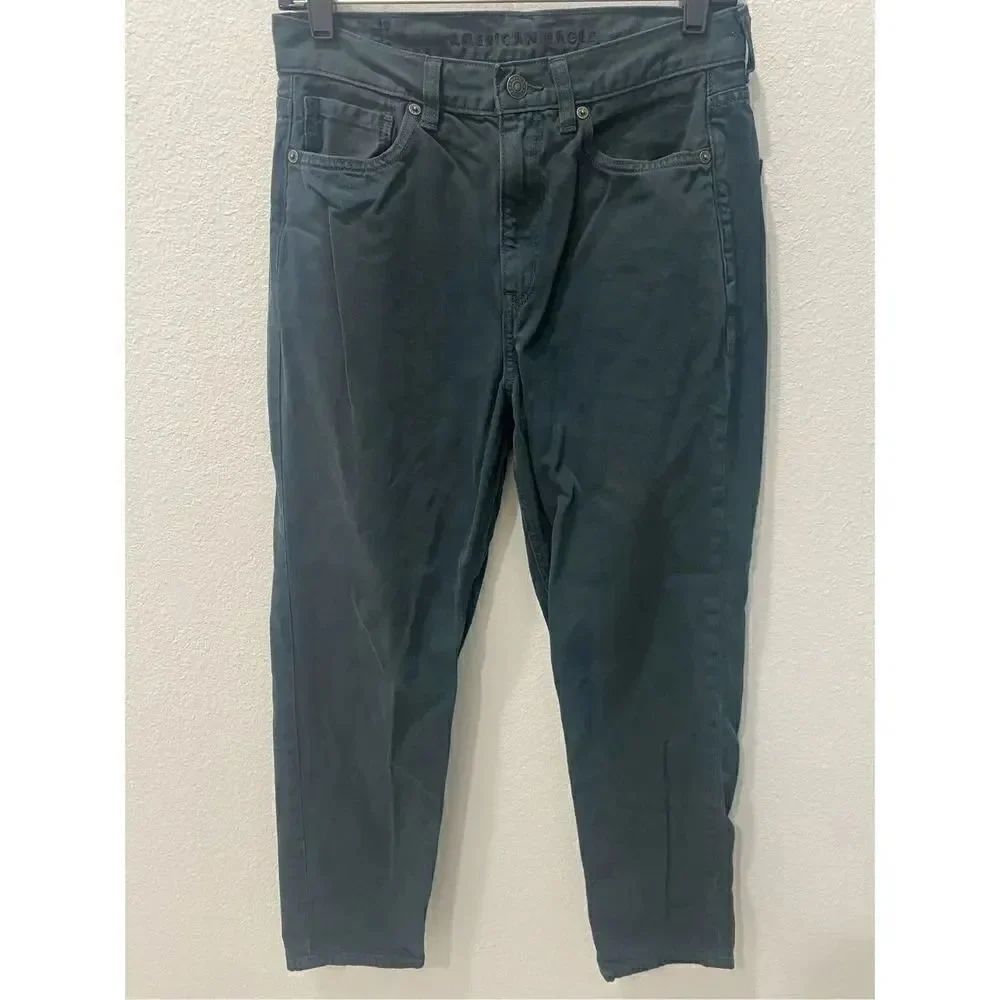 American Eagle Green Mom Jeans Size 6